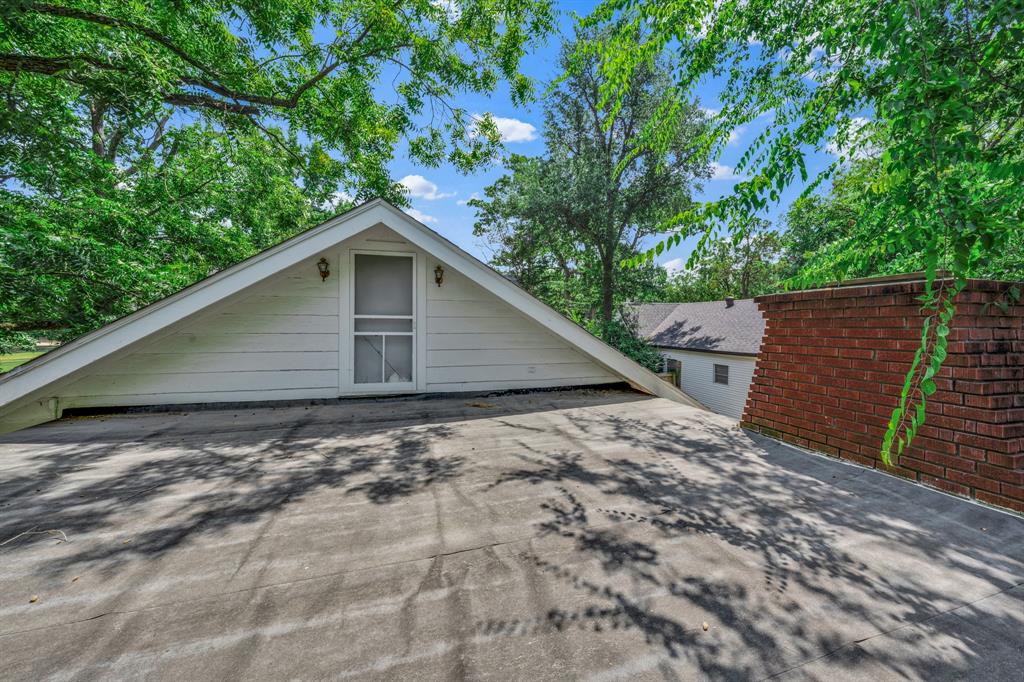 605 Davis Street Property Photo 30