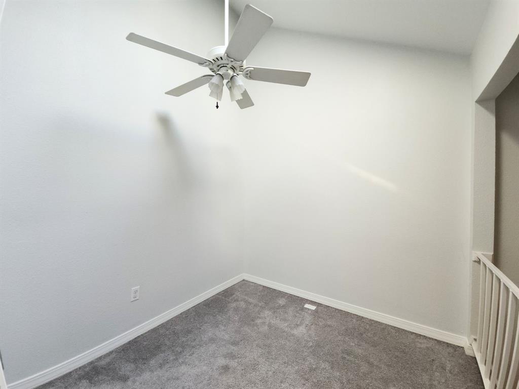 245 Settlers Park Drive Property Photo 11