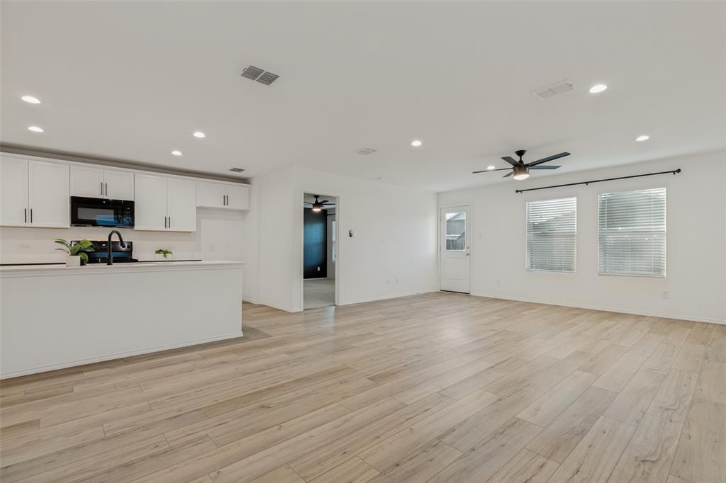 416 Carthage Drive Property Photo 12