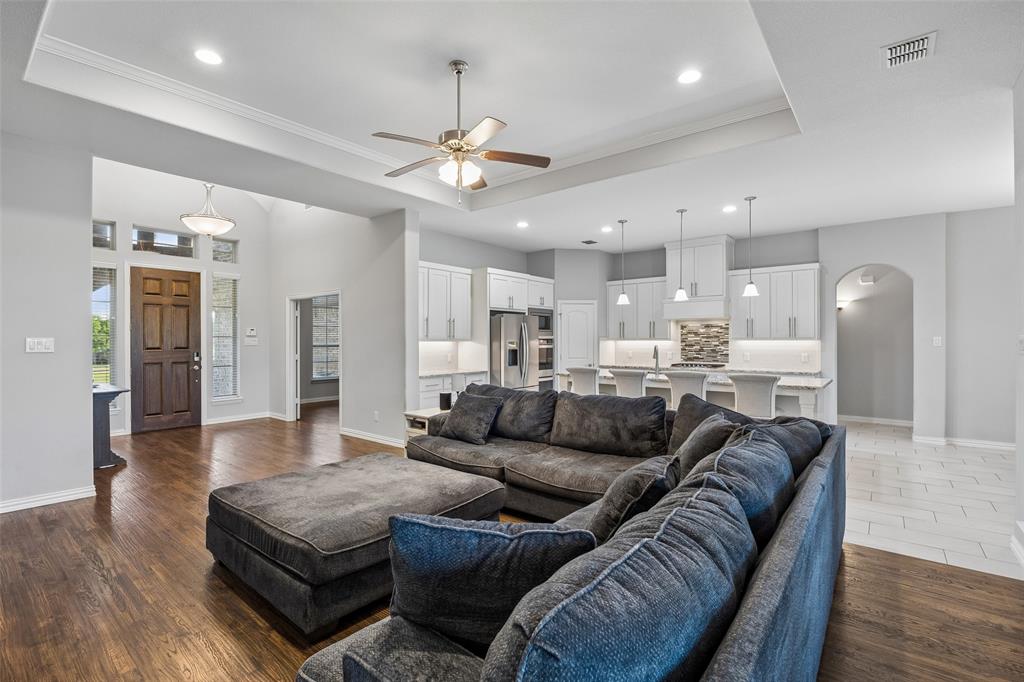 2015 Alps Court Property Photo 8