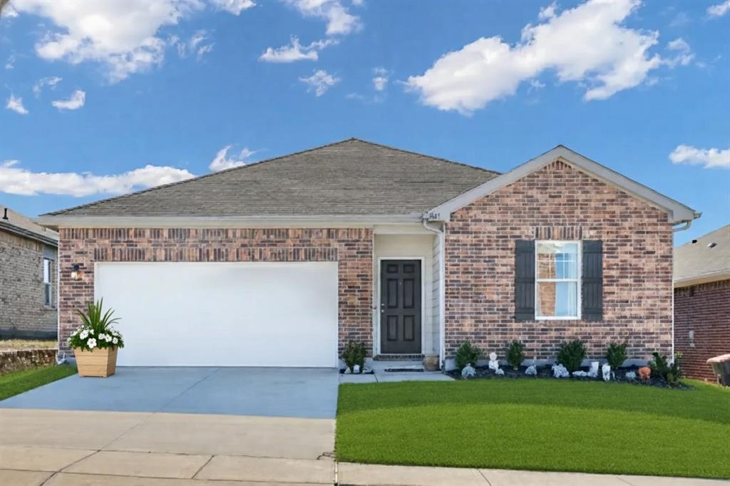 801 Peach Tree Lane Property Photo 1