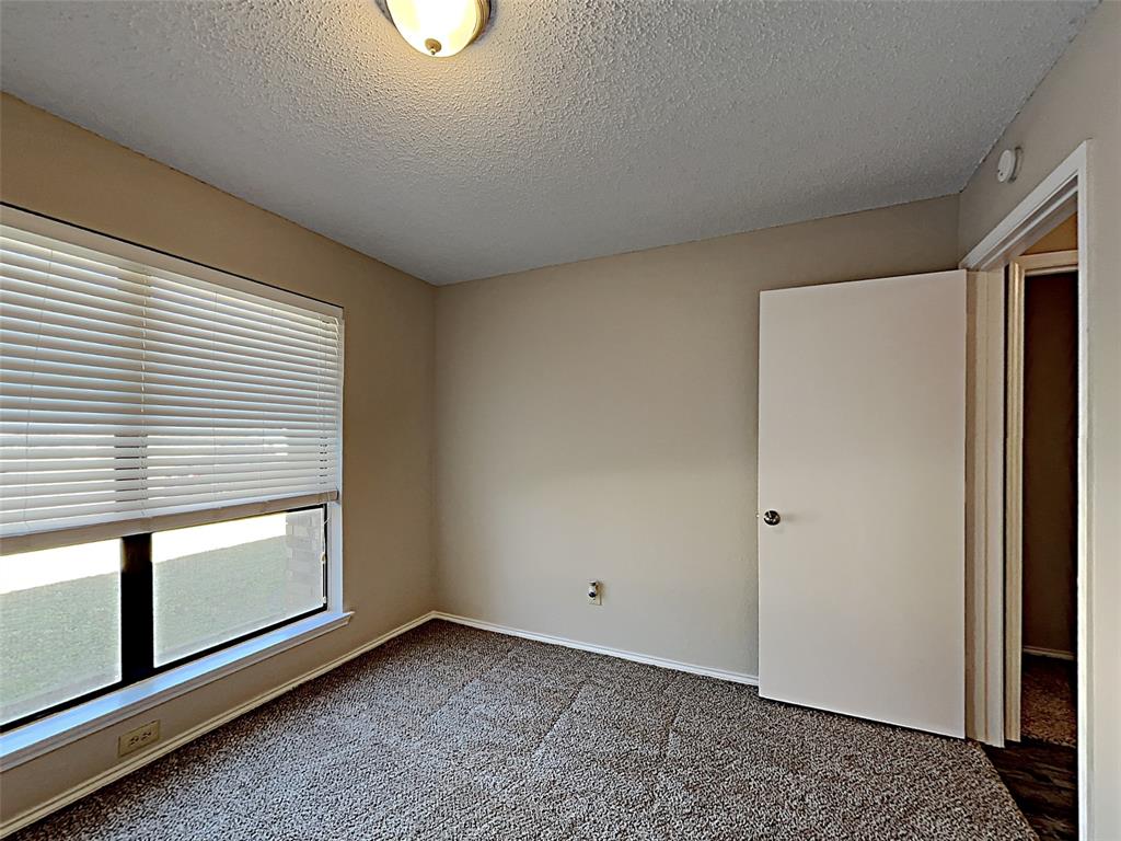 3404 Vine Ridge Property Photo 2