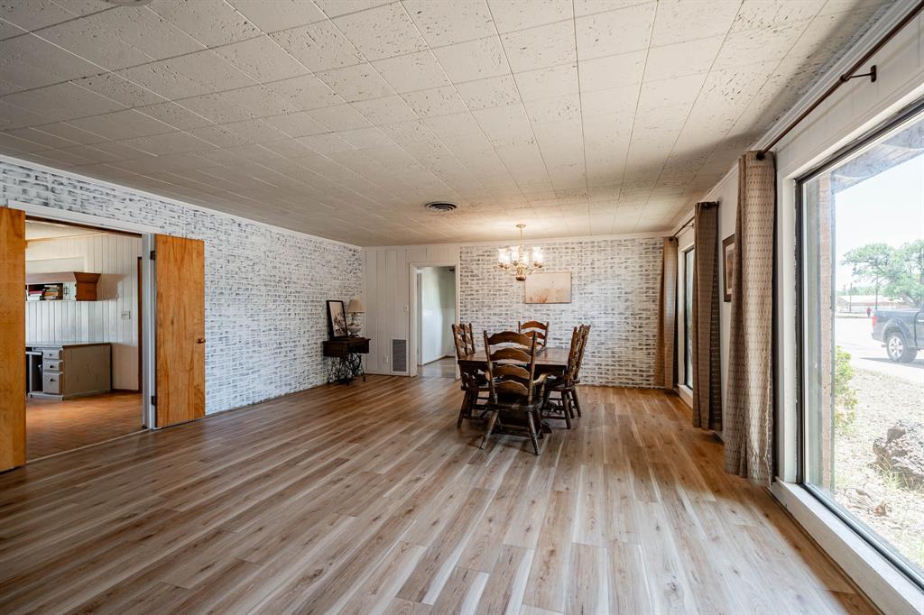 514 W Lake Drive Property Photo 7