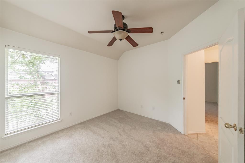 1534 Spring Lake Drive Property Photo 21