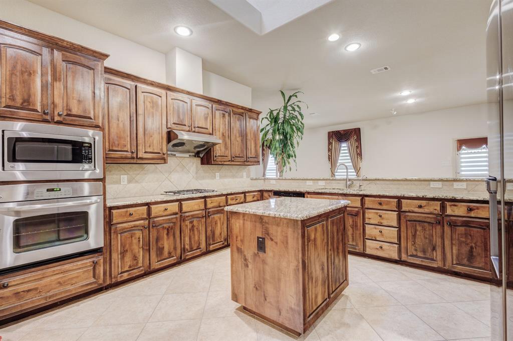 1004 Keats Drive Property Photo 12