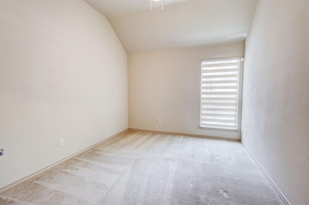 1004 Keats Drive Property Photo 22