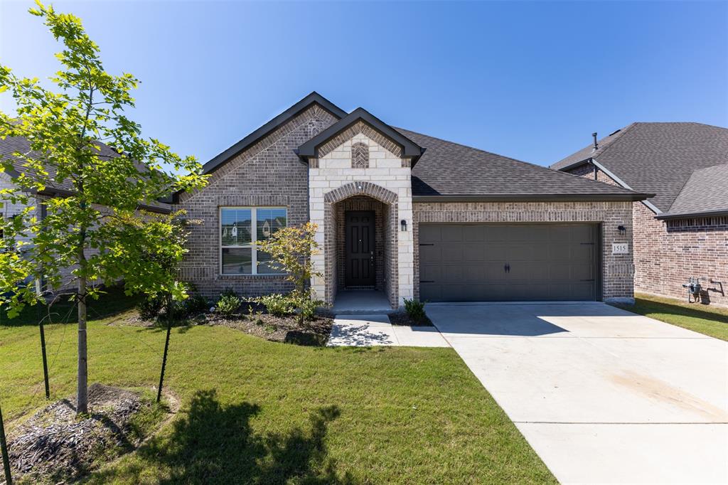 1515 Bridlepath Property Photo 1