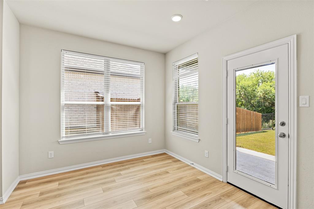 1515 Bridlepath Property Photo 19