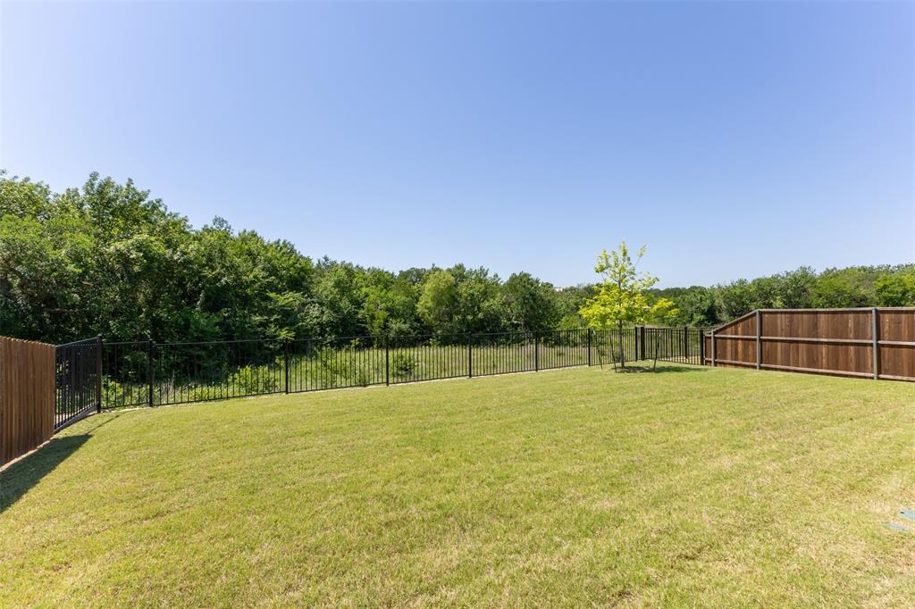 1515 Bridlepath Property Photo 28