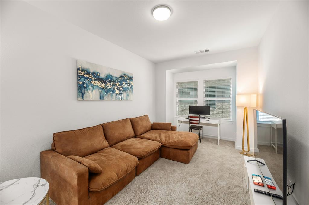 635 Brockwell Bend Property Photo 25