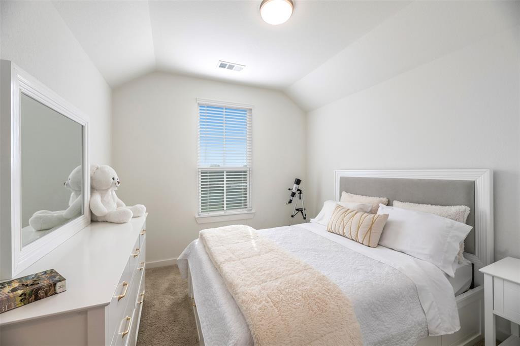 635 Brockwell Bend Property Photo 29