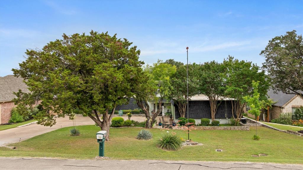 5007 Comanche Drive Property Photo 3