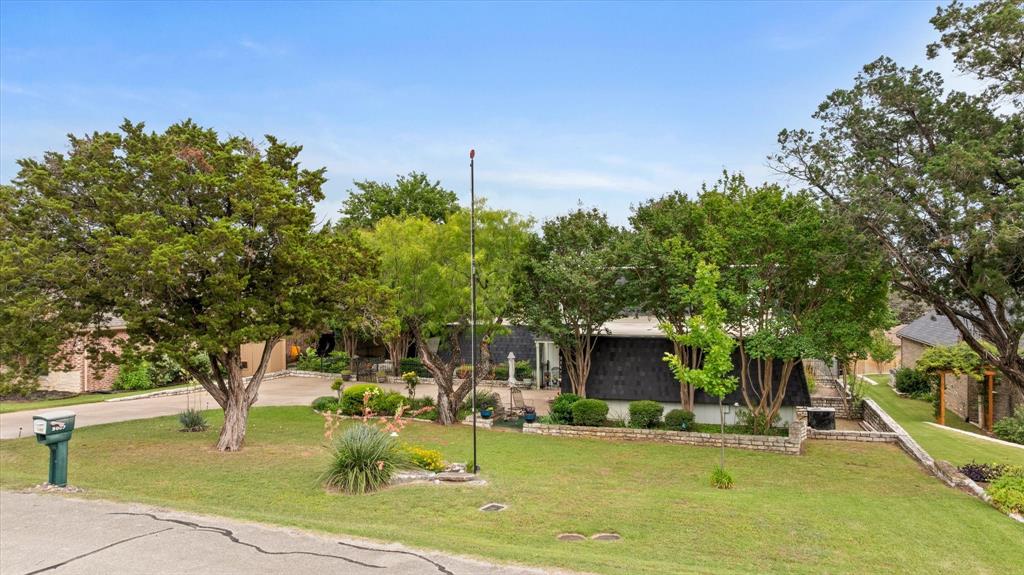 5007 Comanche Drive Property Photo 4