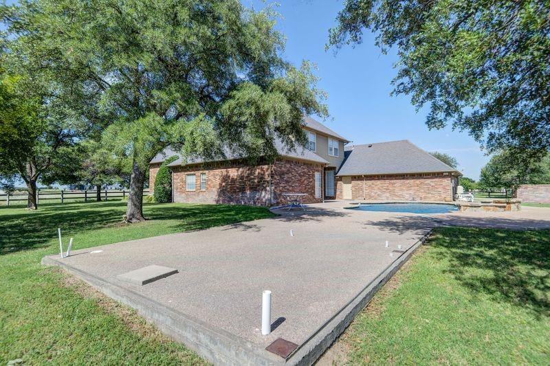 334 Fm 2264 Property Photo 11