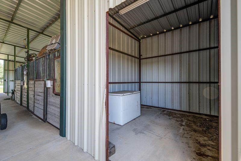 334 Fm 2264 Property Photo 38