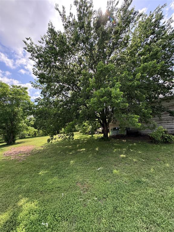 806 Old Base Road Property Photo 14