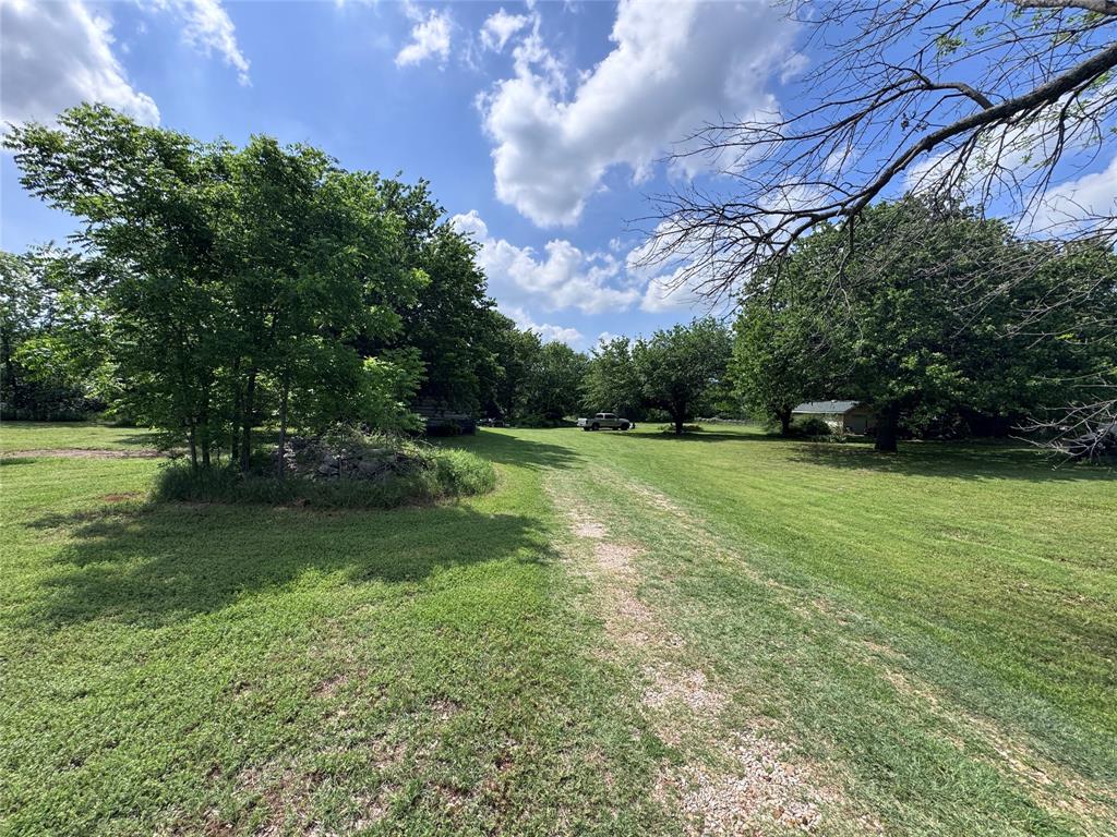 806 Old Base Road Property Photo 16