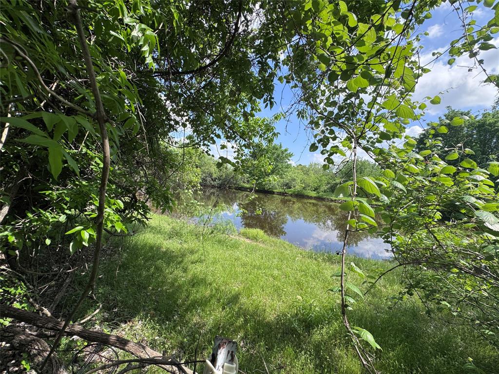 806 Old Base Road Property Photo 20