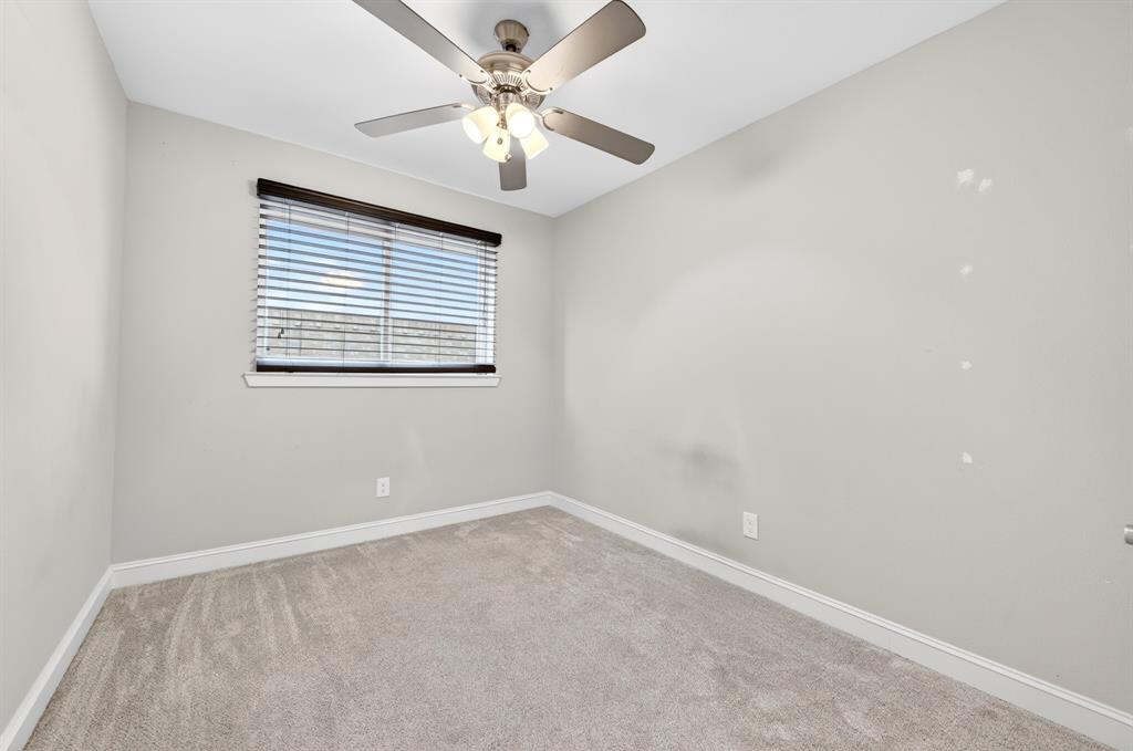 903 Grassy Glen Drive Property Photo 30