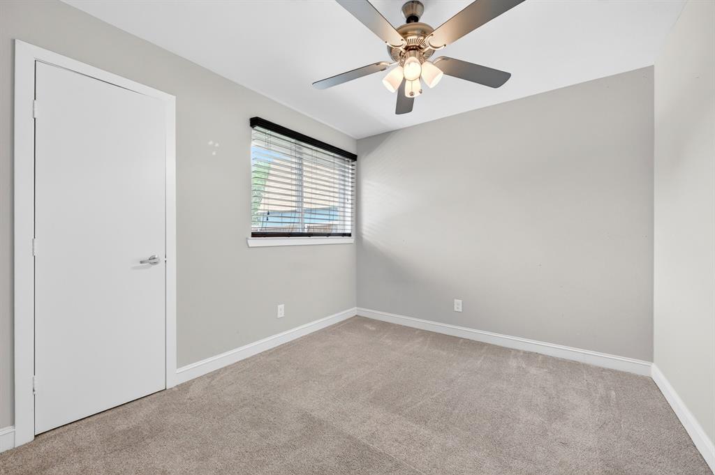 903 Grassy Glen Drive Property Photo 32