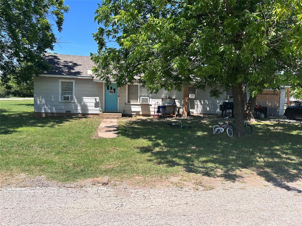 1305 Oak Property Photo 1