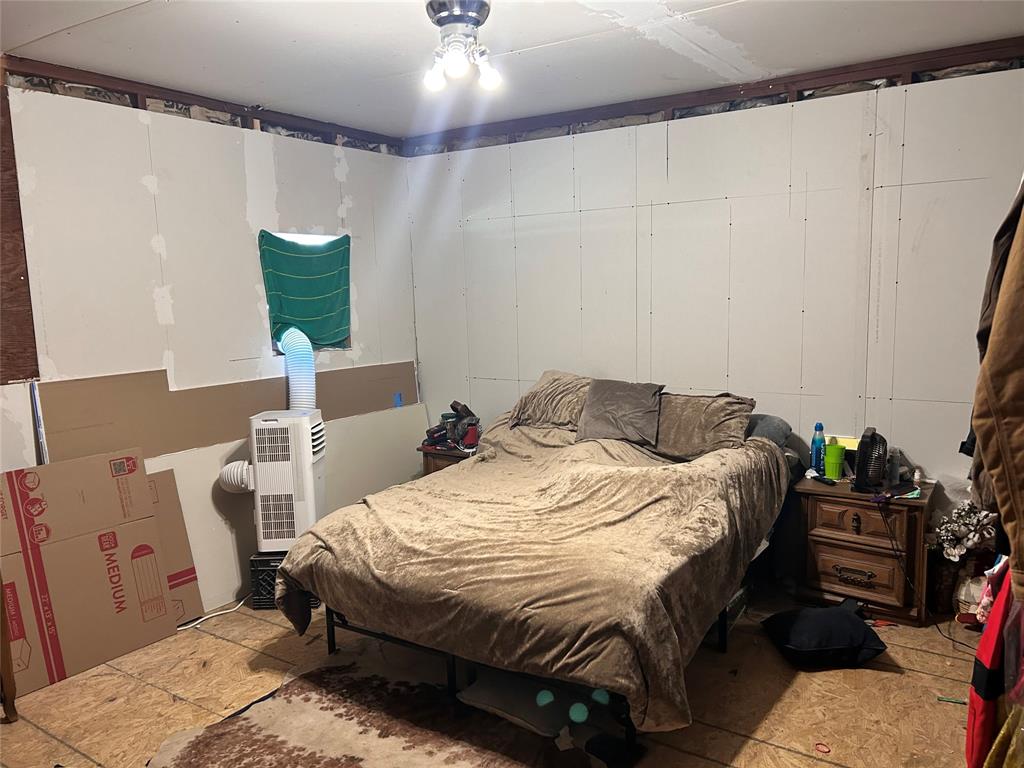 1305 Oak Property Photo 10