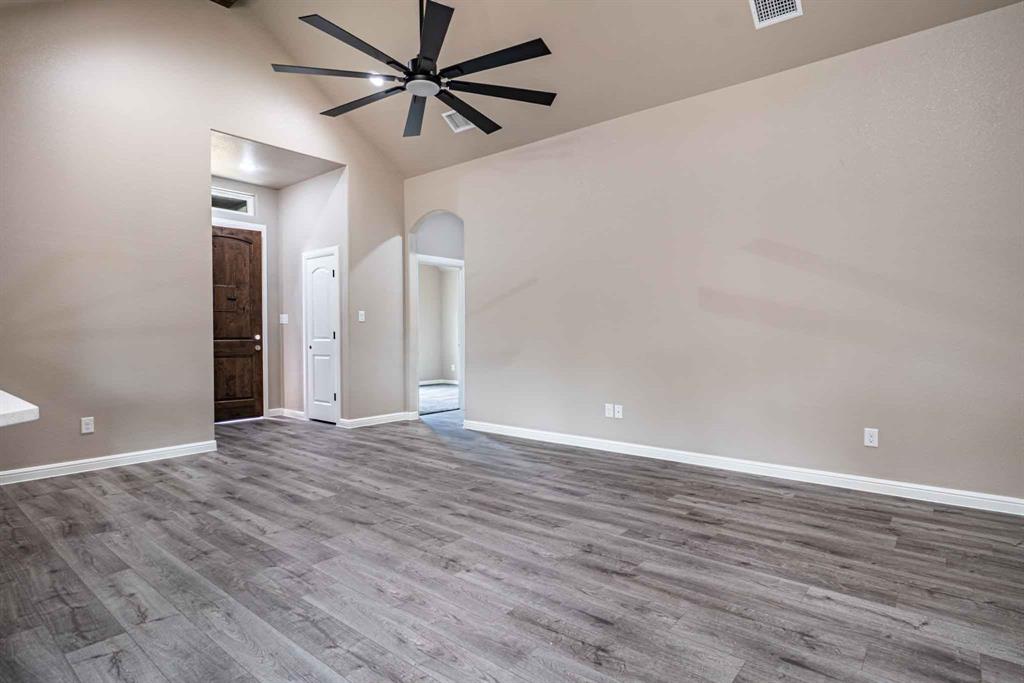 916 Mojave Trail Property Photo 6