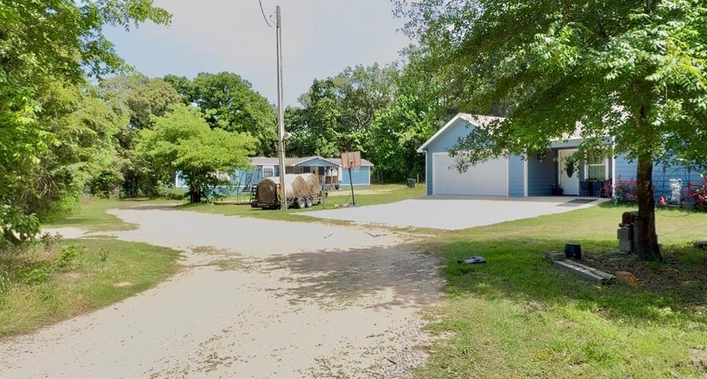 8261 County Road 381
