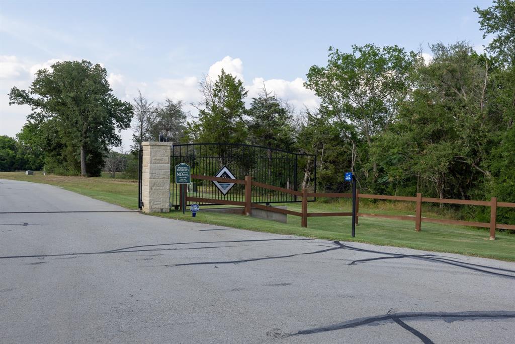 Lot 81 Diamond Point Property Photo 5
