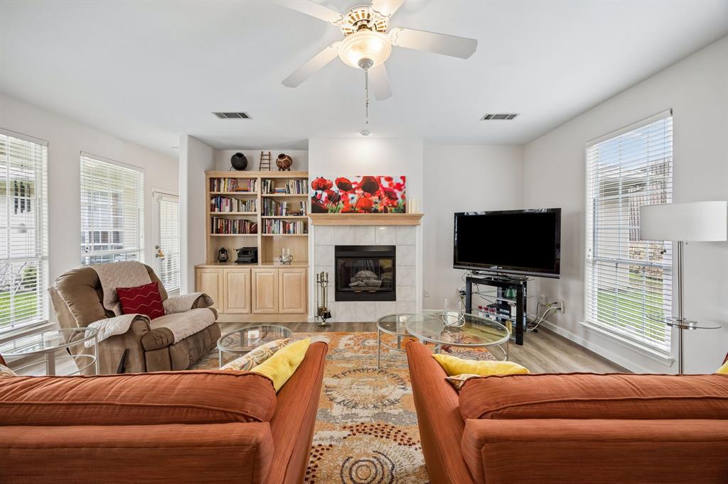 9705 Valley Lake Court Property Photo 15