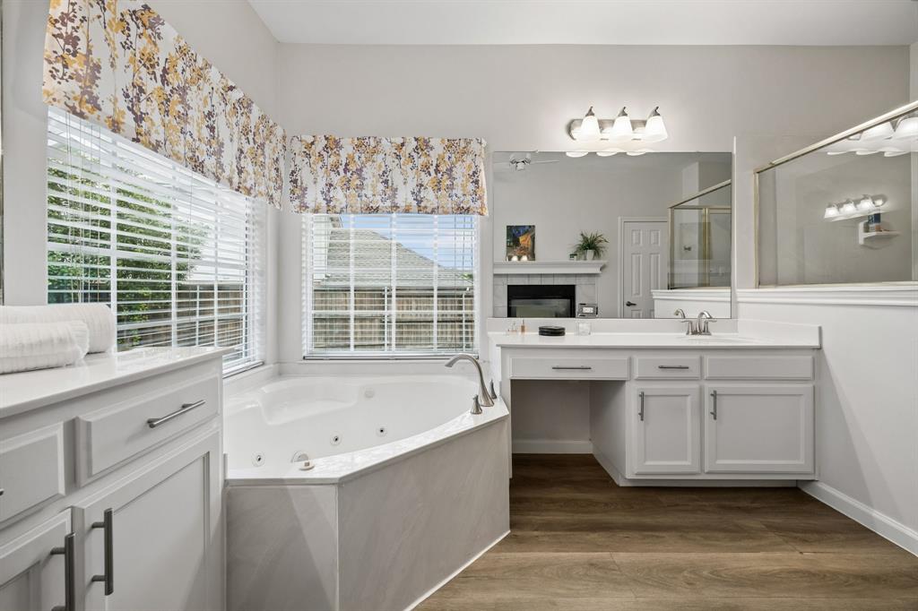 9705 Valley Lake Court Property Photo 21
