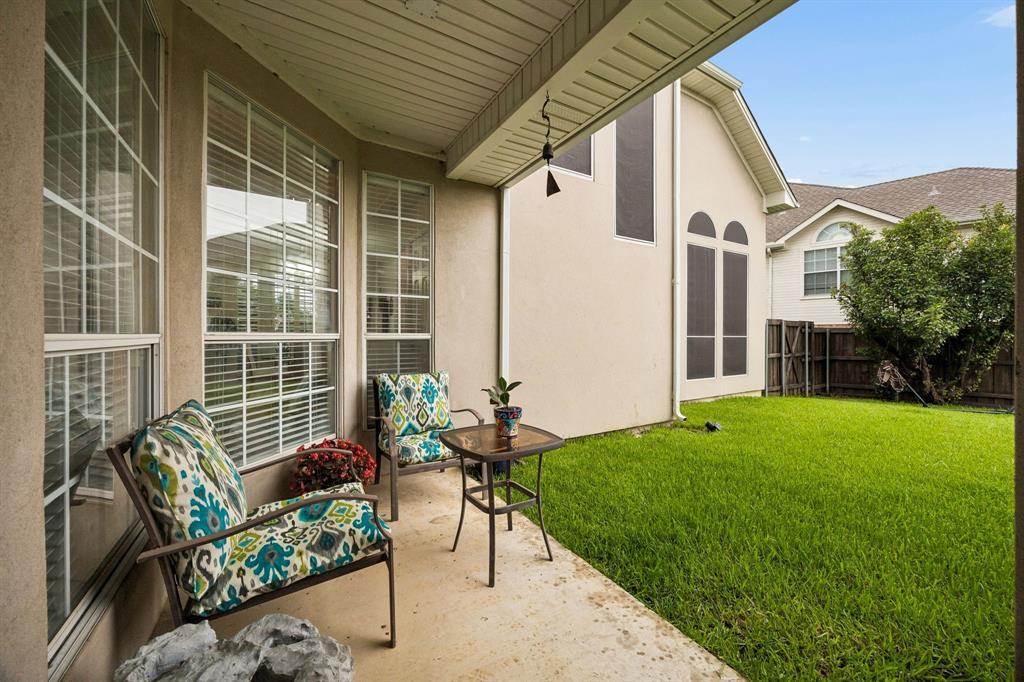 9705 Valley Lake Court Property Photo 31