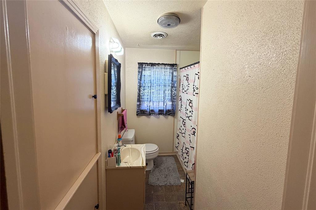 1606 Richards Street Property Photo 16