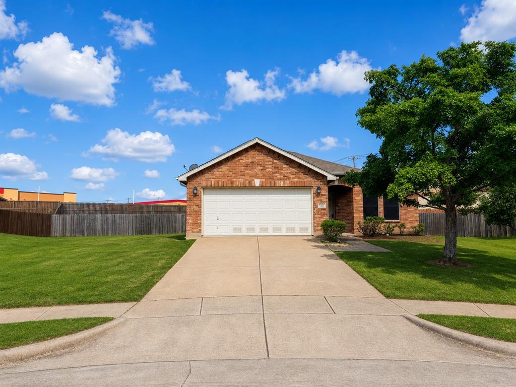 1201 Cyprus Drive Property Photo 1