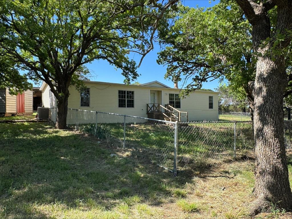 402 County Road 655 Property Photo 1