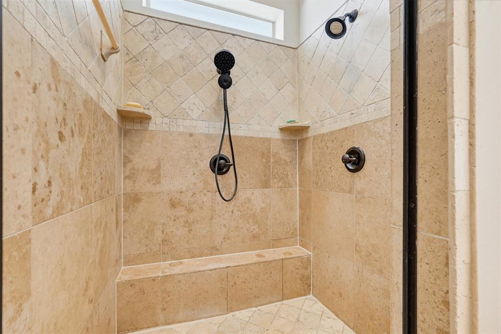 1360 Blue Forest Drive Property Photo 8