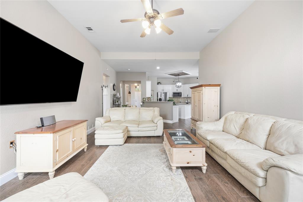 1004 Dover Heights Trail Property Photo 26