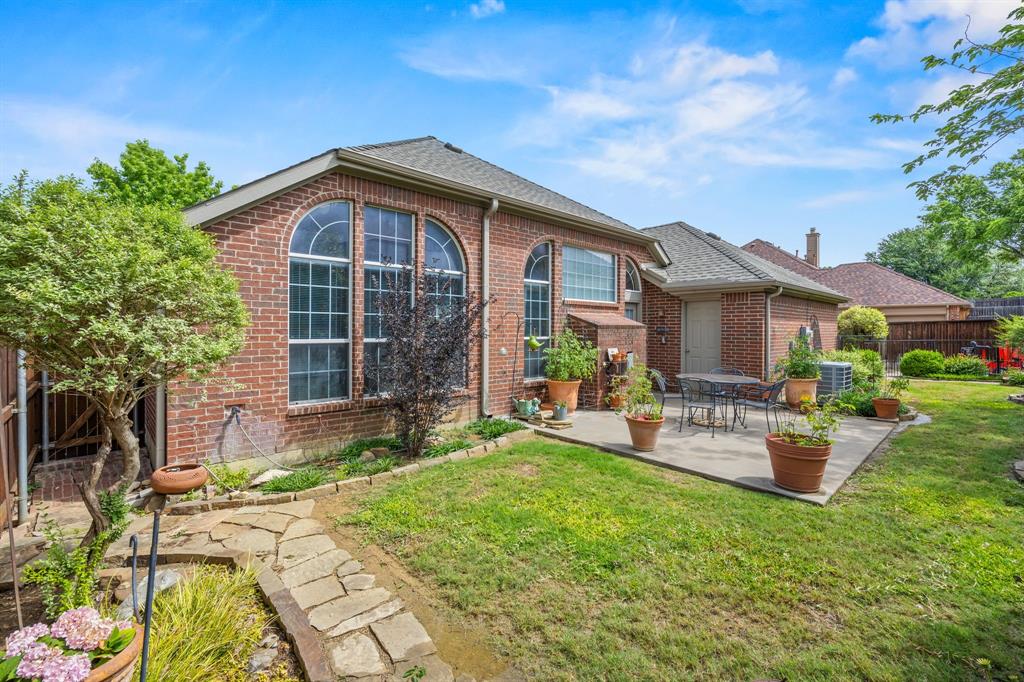 1004 Dover Heights Trail Property Photo 38