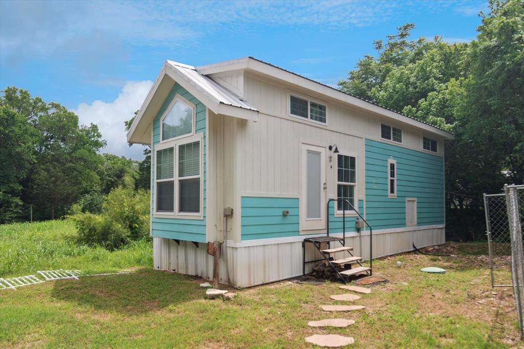 4804 Creekside Road Property Photo 13