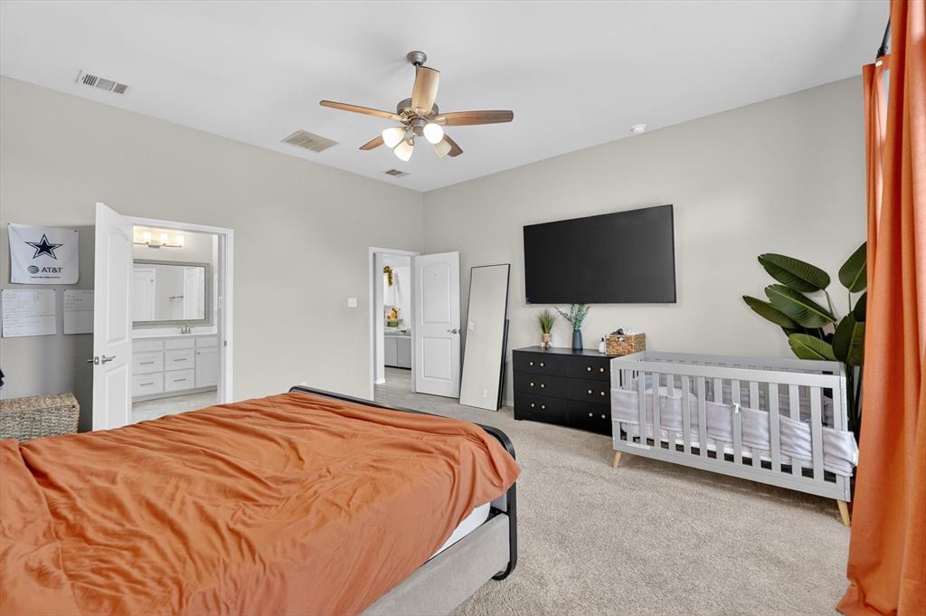 2301 Birdwell Cove Property Photo 17