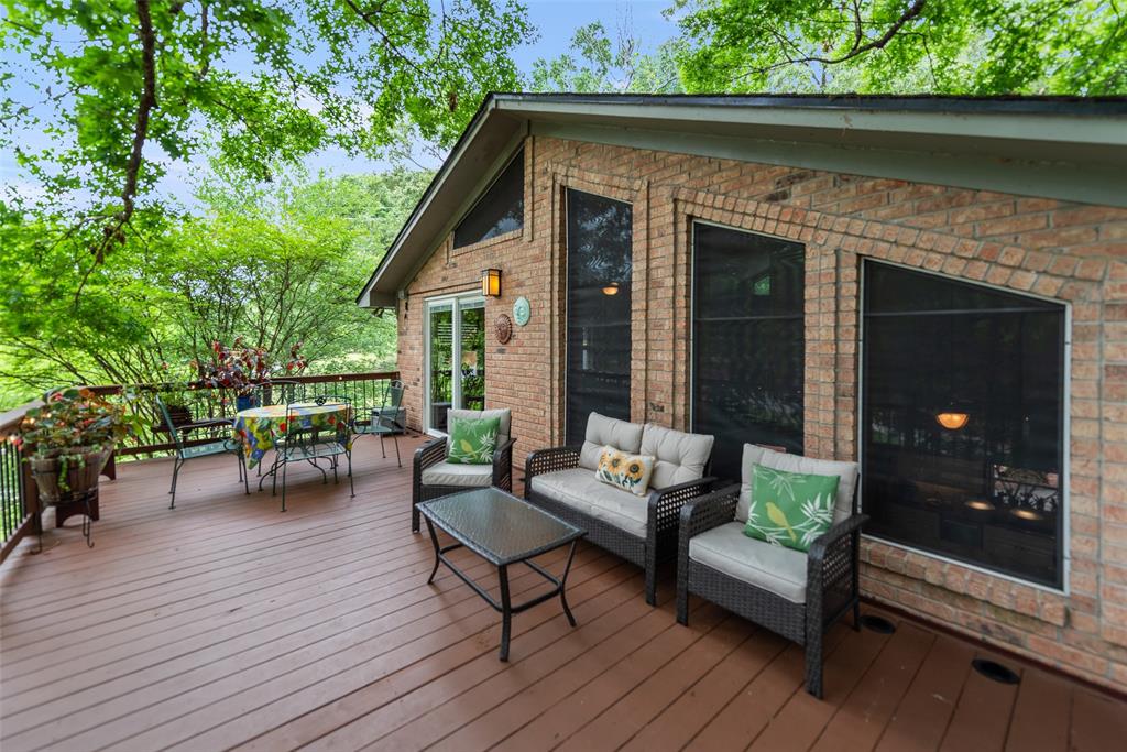 100 King Lance Court Property Photo 32