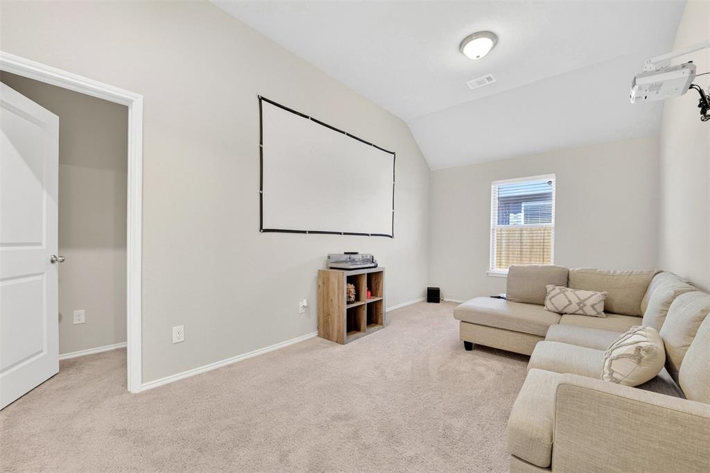 4604 Pentridge Drive Property Photo 10