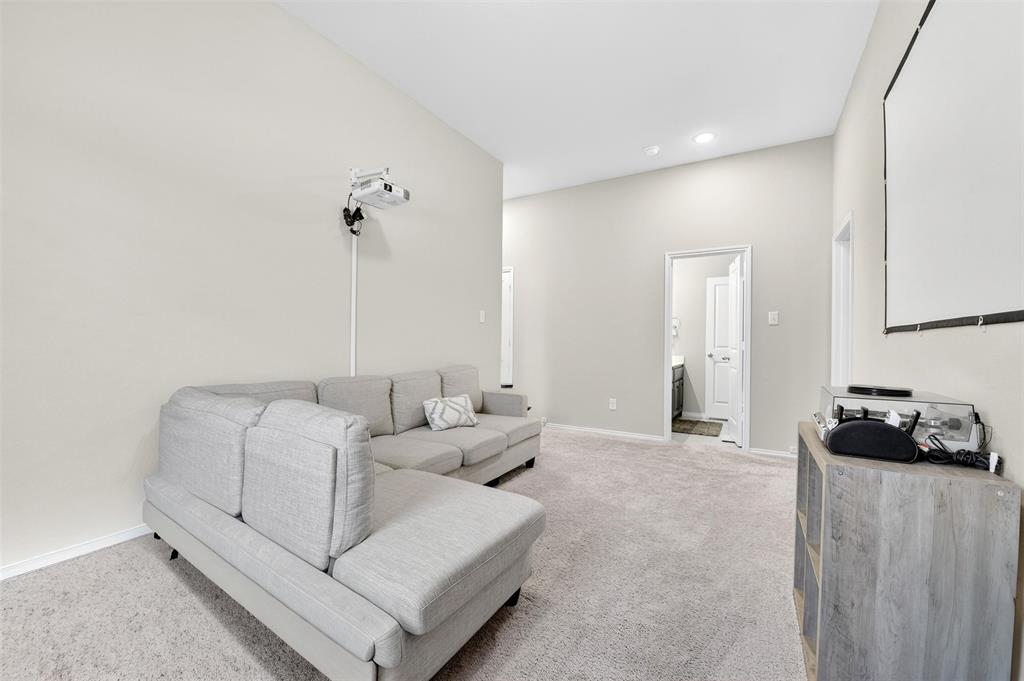 4604 Pentridge Drive Property Photo 12