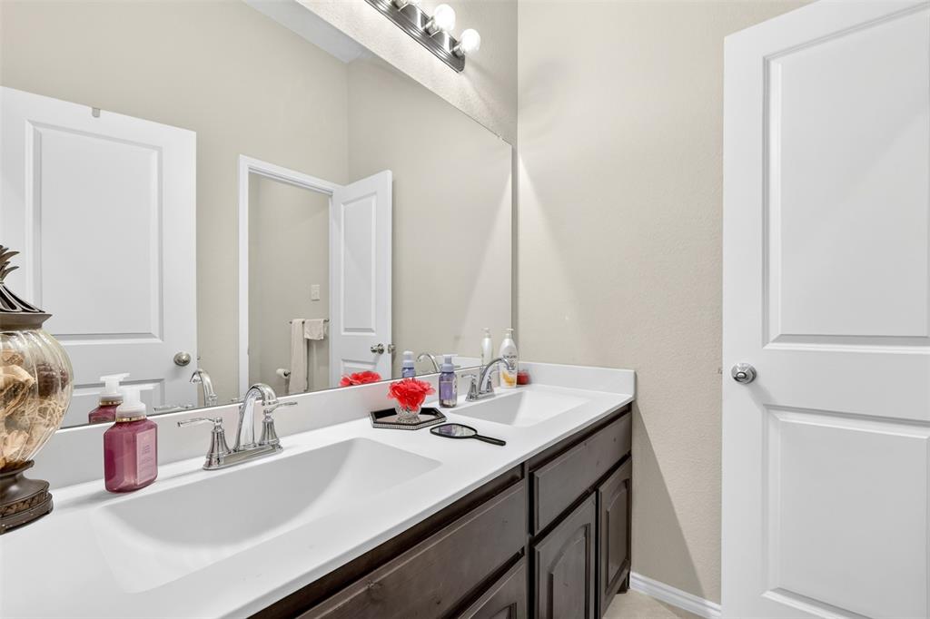 4604 Pentridge Drive Property Photo 13