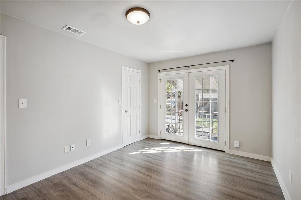 306 N Walnut Street Property Photo 12