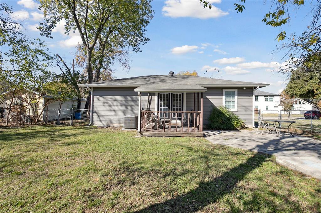 306 N Walnut Street Property Photo 13