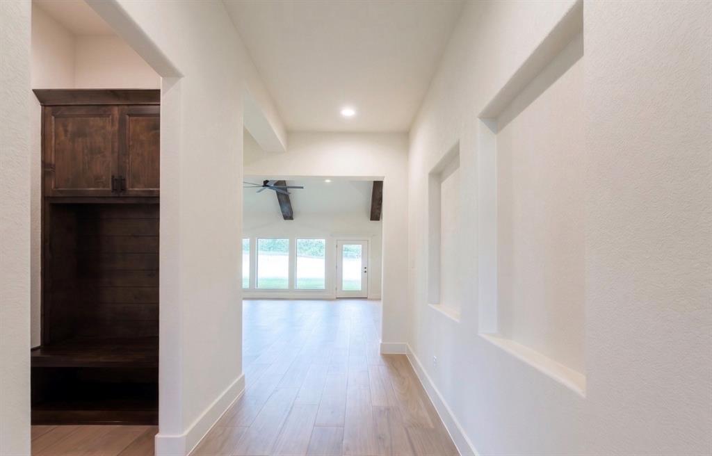 7021 Ranch View Place Property Photo 9
