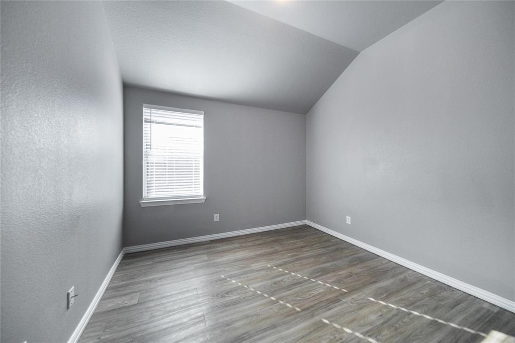 116 Birdbrook Drive Property Photo 14