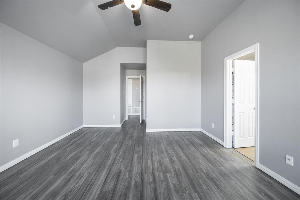 116 Birdbrook Drive Property Photo 17