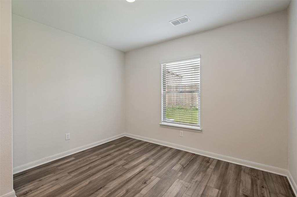 3121 Angus Drive Property Photo 10